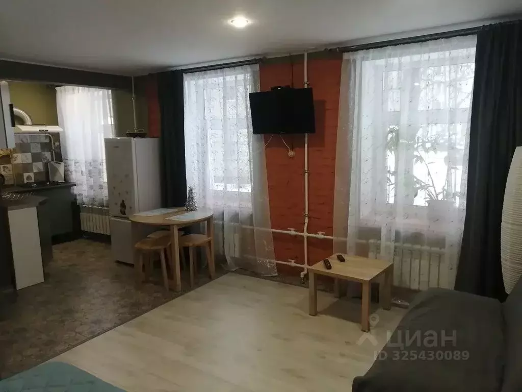 Студия Новгородская область, Валдай ул. Труда, 23 (30.0 м) - Фото 1