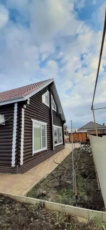 Дом в Краснодарский край, Динской район, Новотитаровская ст-ца ул. ... - Фото 1