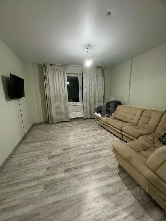 2-к кв. Красноярский край, Красноярск Свердловская ул., 6И (58.4 м) - Фото 1