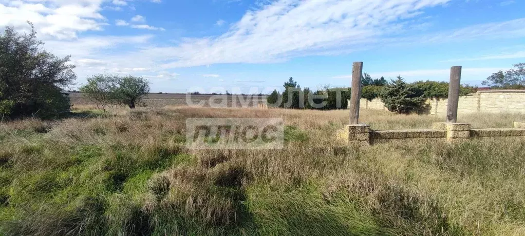 Участок в Крым, Ленинский район, Семисотское с/пос, с. Каменское ул. ... - Фото 2