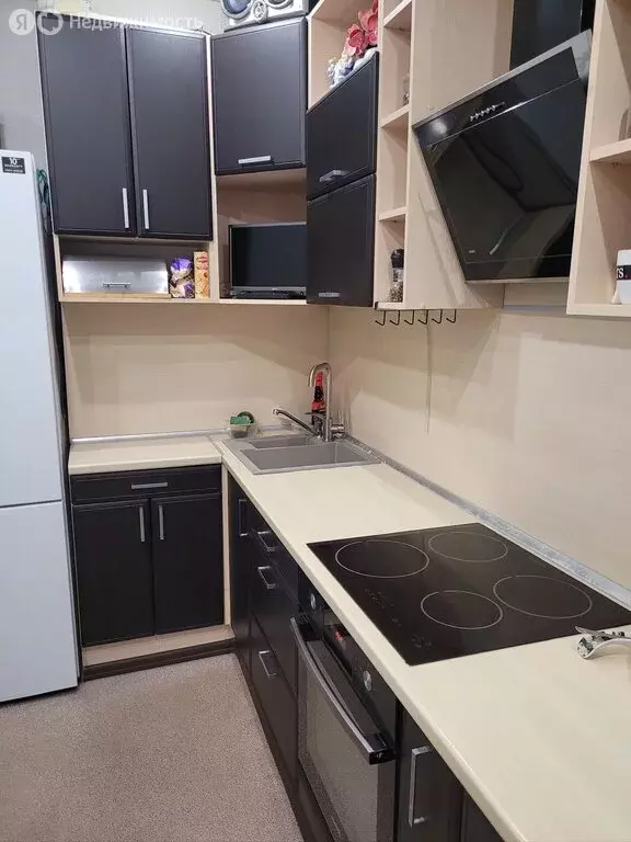 2-комнатная квартира: Апатиты, улица Дзержинского, 41 (52 м) - Фото 2