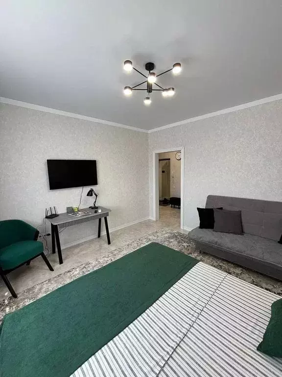 1-к кв. Калмыкия, Элиста ул. Аккочкарова, 31 (45.0 м) - Фото 1