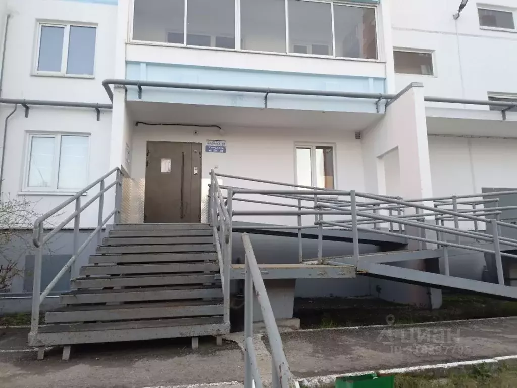 2-к кв. Пермский край, Пермь ул. Каляева, 18 (52.6 м) - Фото 1