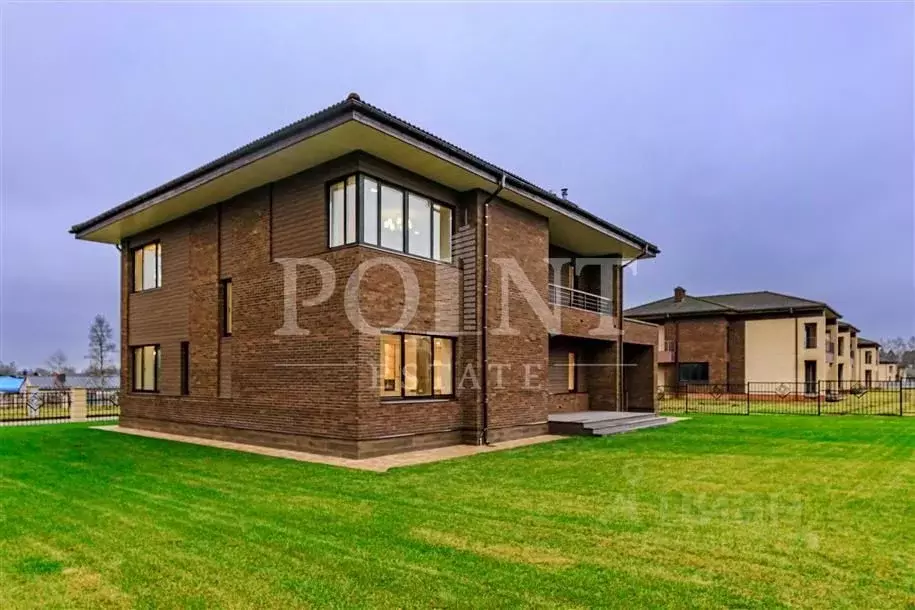 Коттедж в Москва № 103 кв-л,  (353 м) - Фото 1