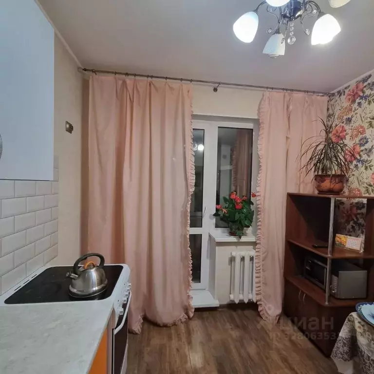 1-к кв. Омская область, Омск ул. Арнольда Нейбута, 7 (50.0 м) - Фото 2