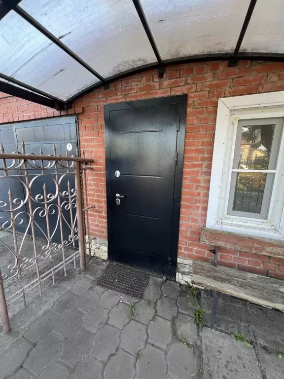 Дом в Омская область, Омск Порт-Артур мкр, ул. 6-я Комсомольская, 36 ... - Фото 2