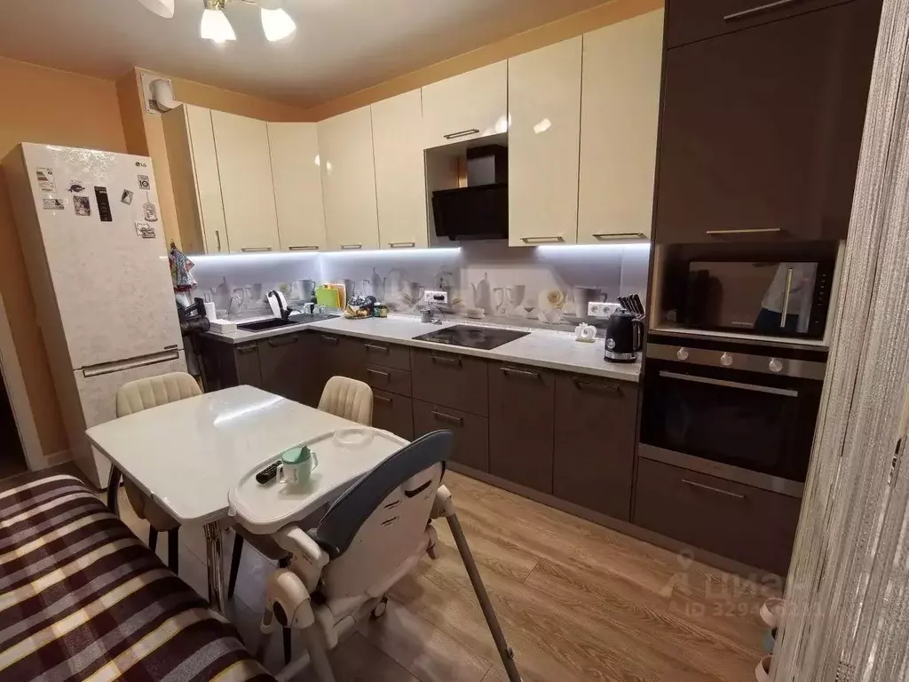 2-к кв. Москва Сосенское поселение, просп. Куприна, 32к2 (55.1 м) - Фото 1