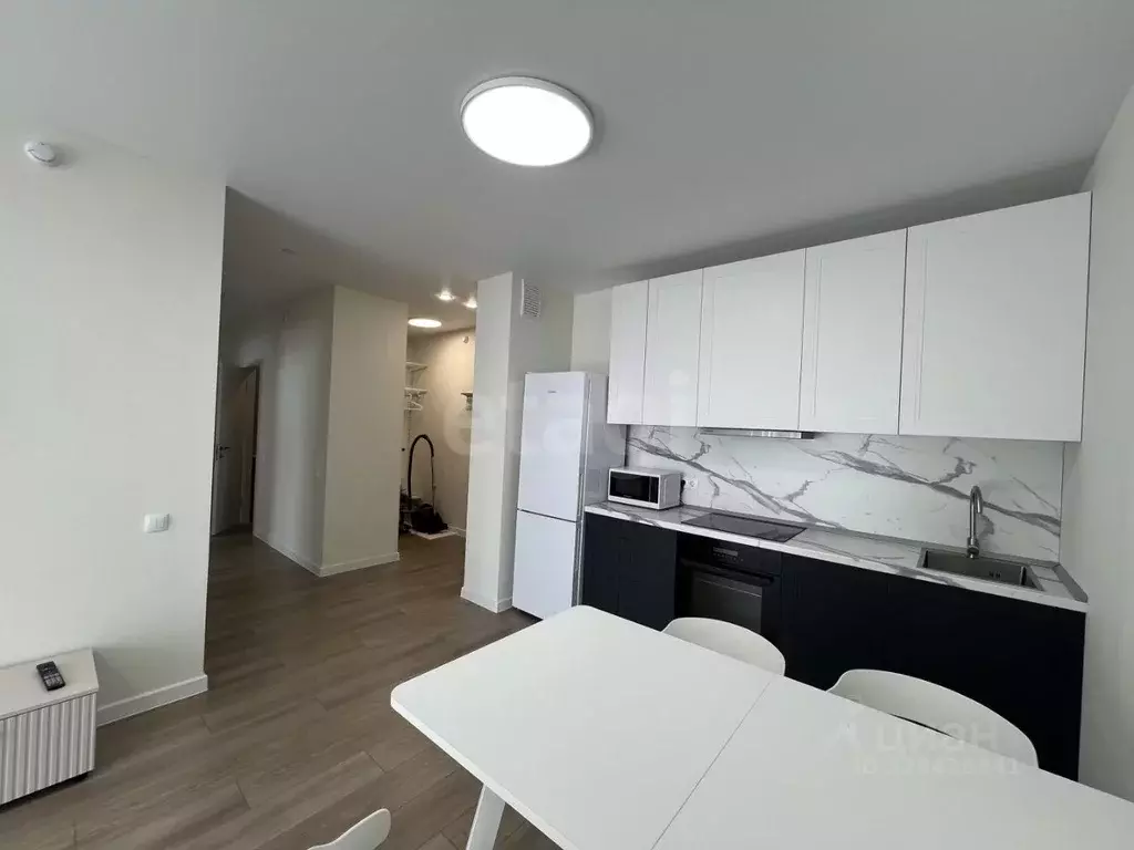 2-к кв. Тюменская область, Тюмень ул. Владислава Крапивина, 9 (63.0 м) - Фото 1