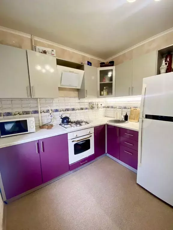 1-к. квартира, 38 м, 4/9 эт. - Фото 0