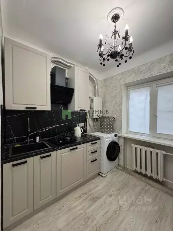 1-к кв. Астраханская область, Астрахань Моздокская ул., 68 (29.2 м) - Фото 1