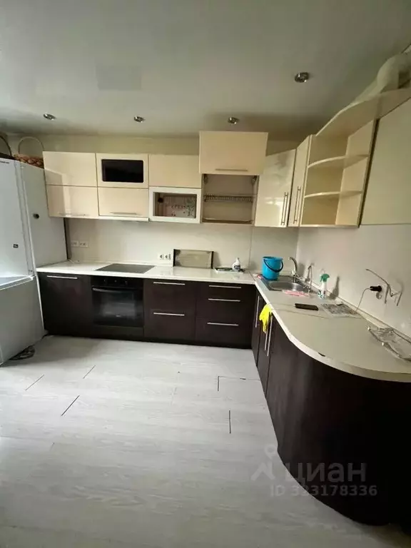 2-к кв. Приморский край, Владивосток ул. Жигура, 26 (46.0 м) - Фото 1