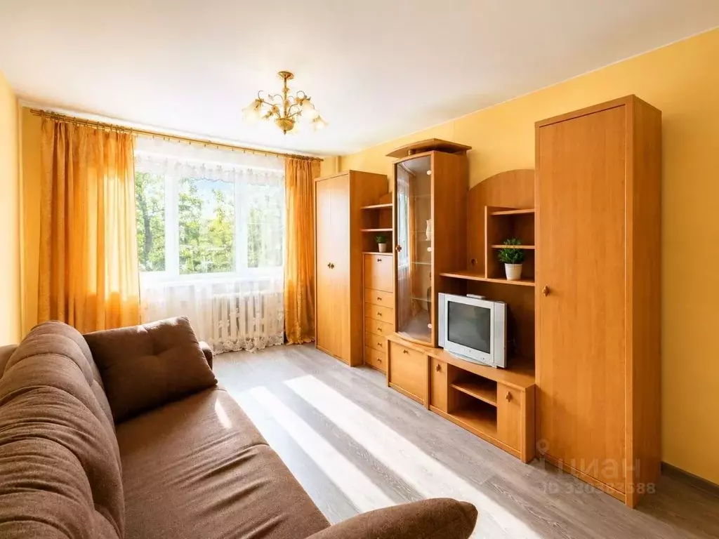 3-к кв. Псковская область, Псков ул. Новоселов, 42 (65.0 м) - Фото 1