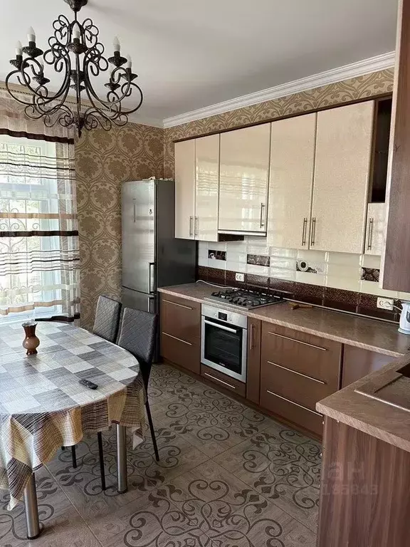 Дом в Крым, Симферополь ул. Партизанская (220 м) - Фото 1