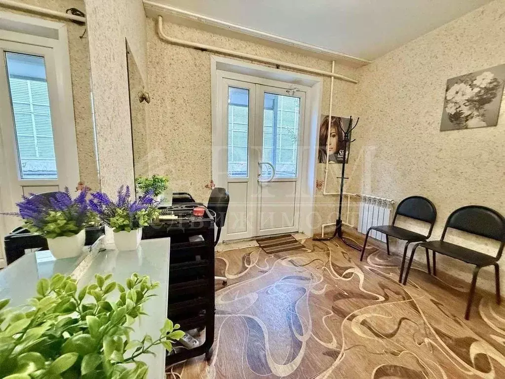 Помещение свободного назначения в Пензенская область, Пенза просп. ... - Фото 1