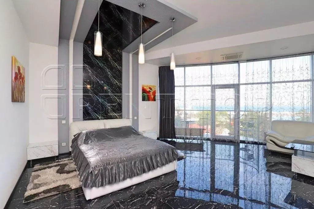 1-к кв. Крым, Ялта ул. Карла Маркса, 18А (63.0 м) - Фото 2