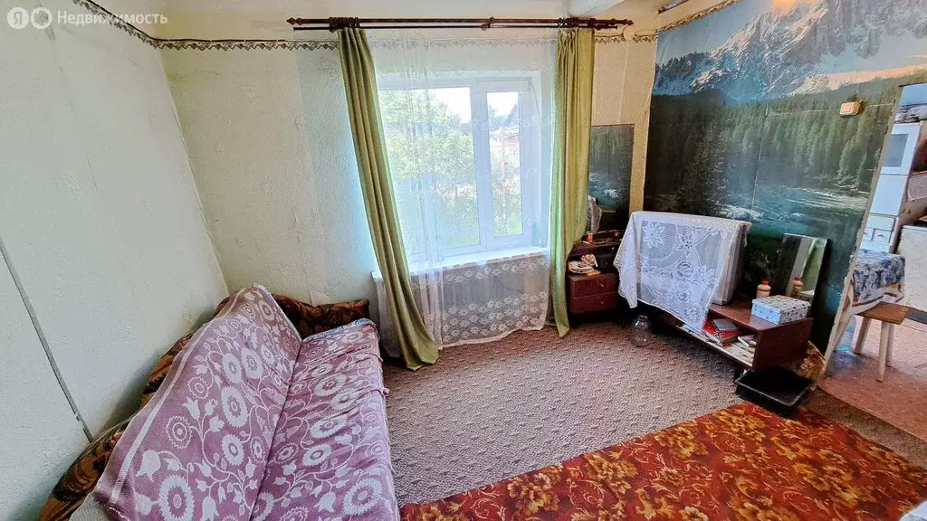 Дом в Ленинское сельское поселение, деревня Баташи, 12 (30 м) - Фото 1