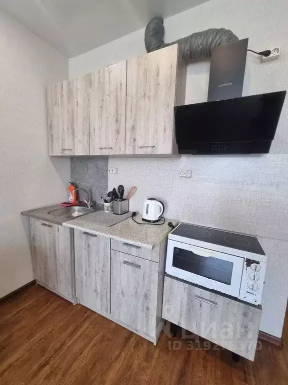 Студия Приморский край, Владивосток ул. Сочинская, 3 (30.0 м) - Фото 1