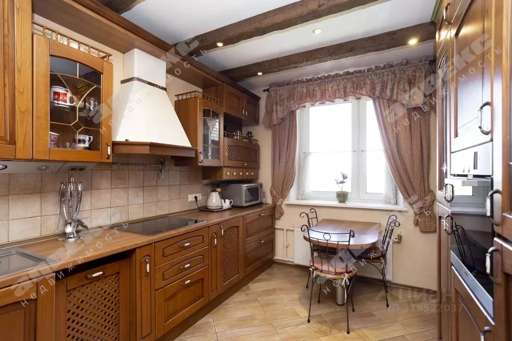 6-к кв. Санкт-Петербург Тихорецкий просп., 26 (300.2 м) - Фото 0