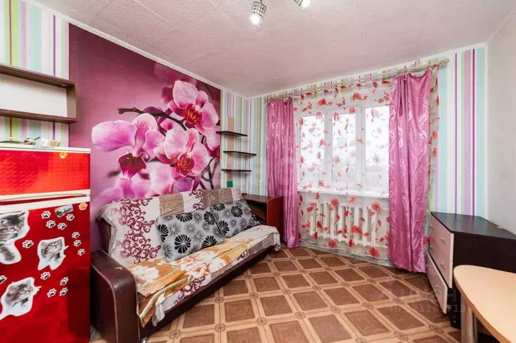 Комната Курганская область, Курган ул. Пархоменко, 61 (13.4 м) - Фото 1