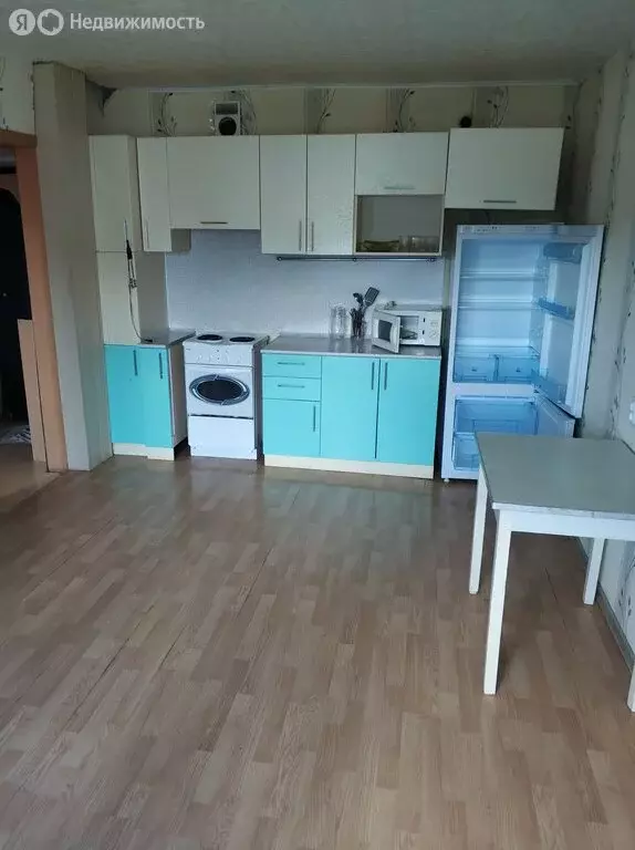 2-комнатная квартира: Ижевск, улица 9 Января, 245А (33 м) - Фото 1