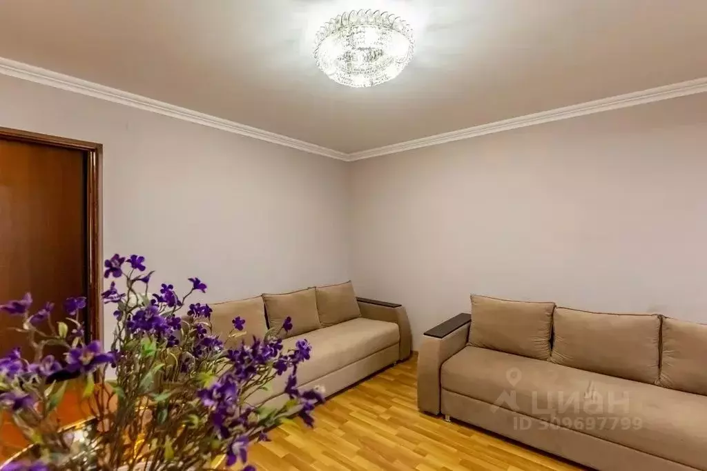 2-к кв. Ставропольский край, Кисловодск ул. Жуковского, 10 (58.0 м) - Фото 1