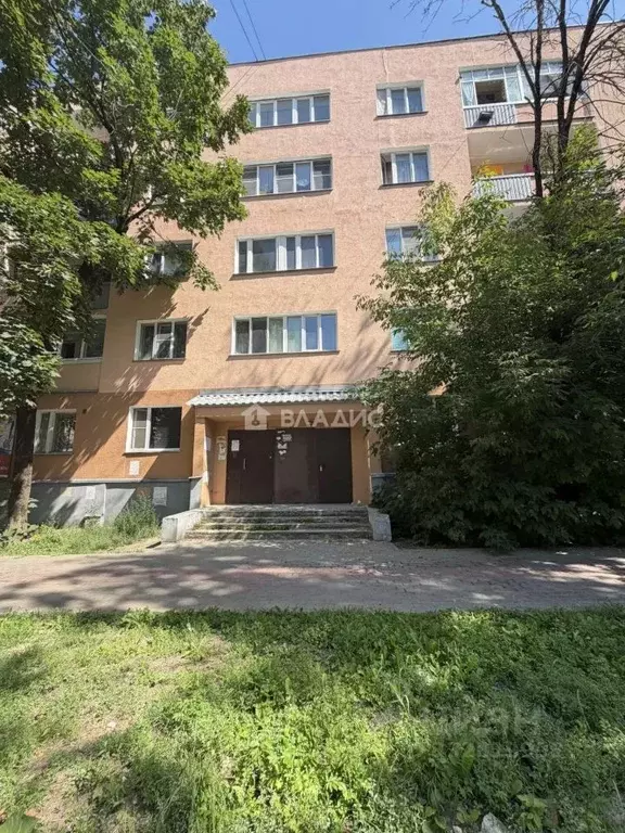 Комната Калужская область, Калуга ул. Большевиков, 1 (12.0 м) - Фото 2