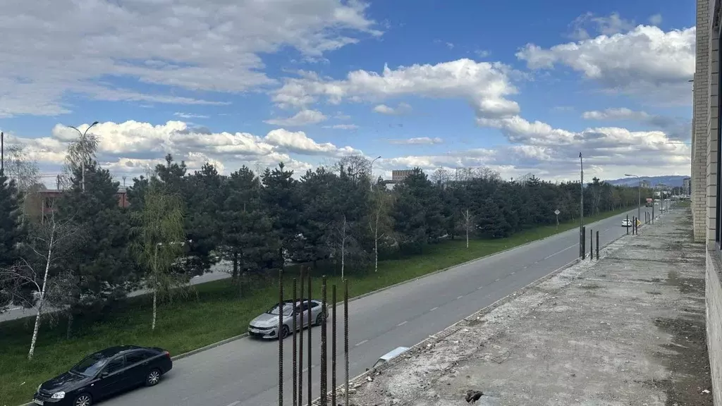 1-к кв. Северная Осетия, Владикавказ ул. Билара Кабалоева, 8А (55.0 м) - Фото 1