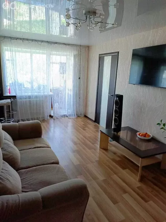 3-комнатная квартира: Екатеринбург, улица Академика Губкина, 81 (56.1 ... - Фото 1