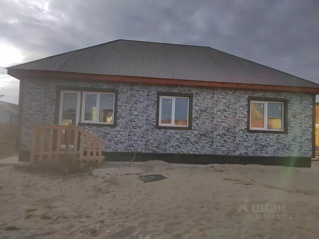 Дом в Саха (Якутия), Якутск ул. Можайского (78 м) - Фото 2