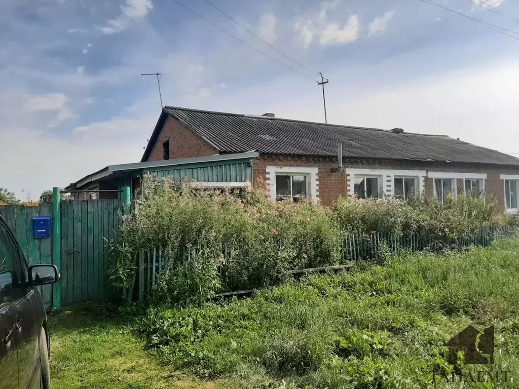 Дом в Омская область, Саргатский район, с. Андреевка ул. Свердлова, 23 ... - Фото 1