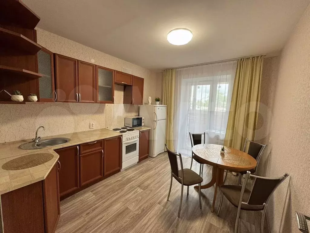 1-к. квартира, 40 м, 3/10 эт. - Фото 0