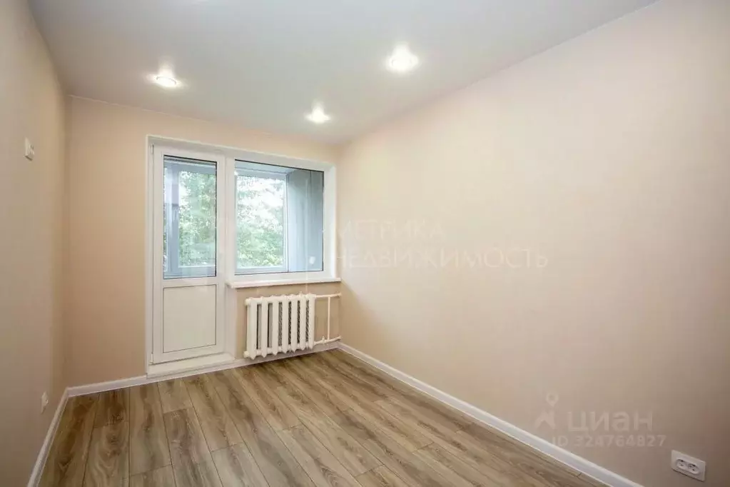 Студия Тюменская область, Тюмень Харьковская ул., 69а (12.9 м) - Фото 1