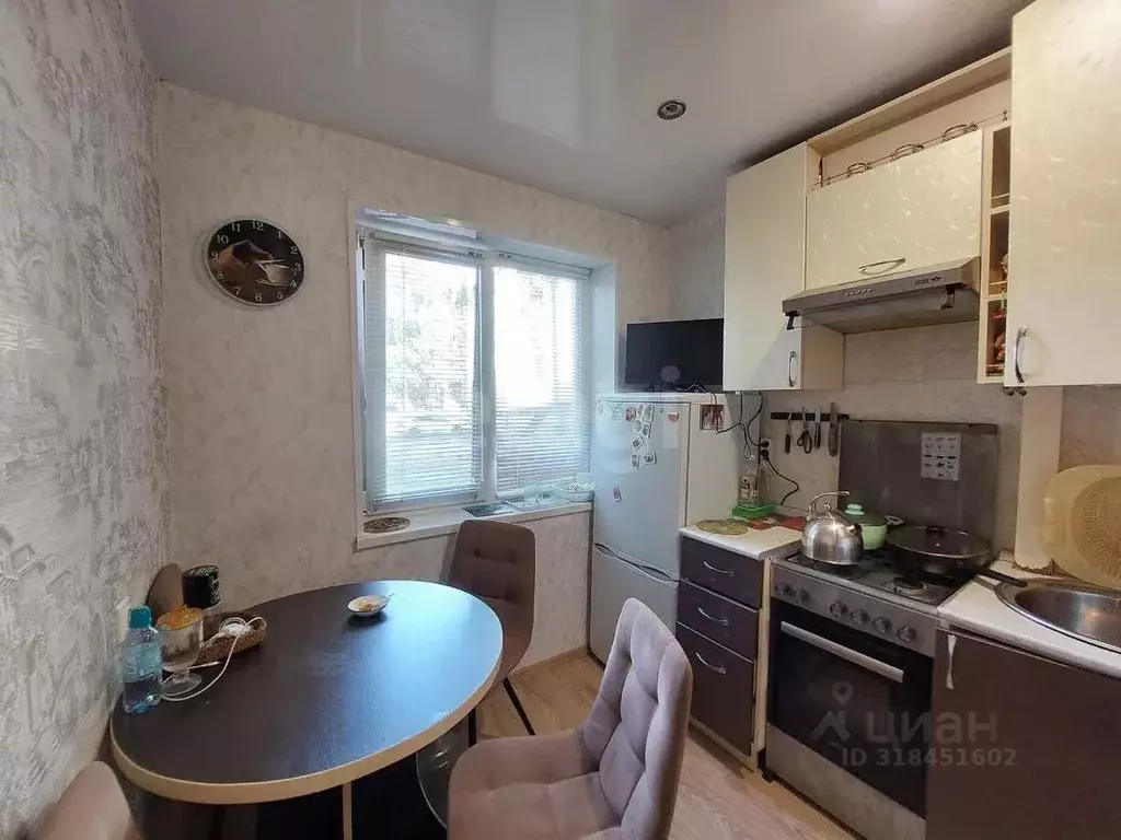 2-к кв. Коми, Сыктывкар просп. Бумажников, 21 (47.4 м) - Фото 0