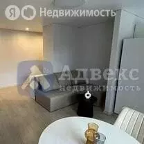 3-комнатная квартира: Тюмень, улица 50 лет Октября, 39 (55.4 м) - Фото 1