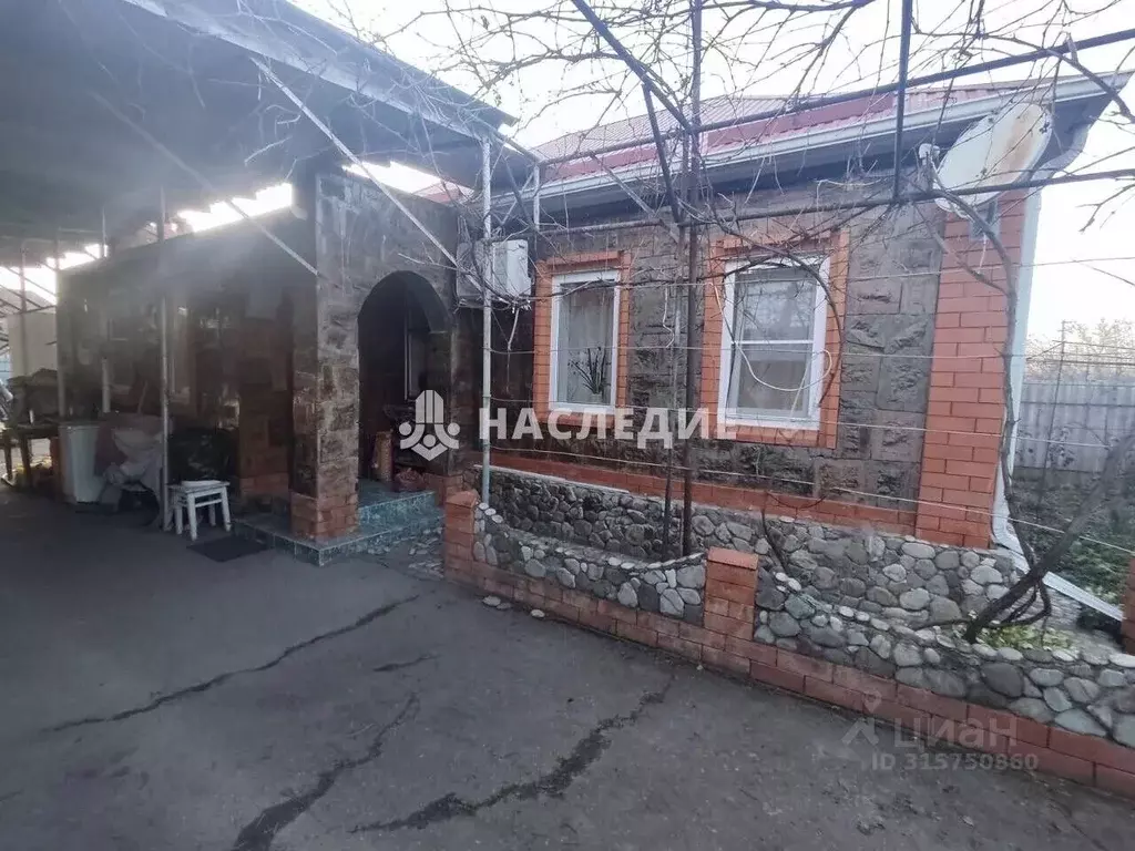 Дом в Краснодарский край, Курганинск ул. Свердлова, 163 (55 м) - Фото 0