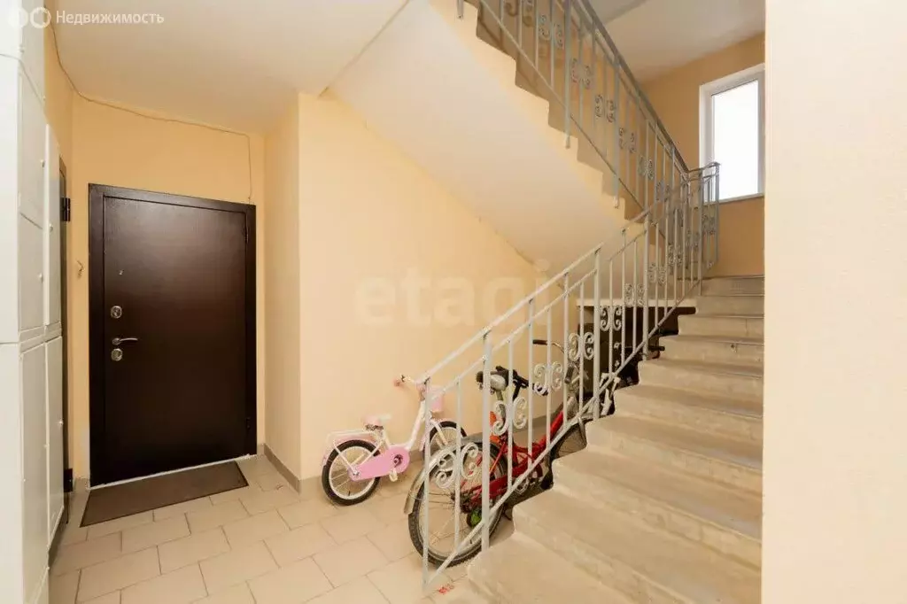 2-комнатная квартира: посёлок Отрадное, улица 50 лет Октября, 141 ... - Фото 1