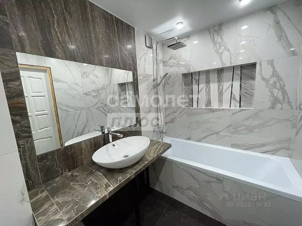 3-к кв. Липецкая область, Липецк Советская ул., 28 (82.6 м) - Фото 1