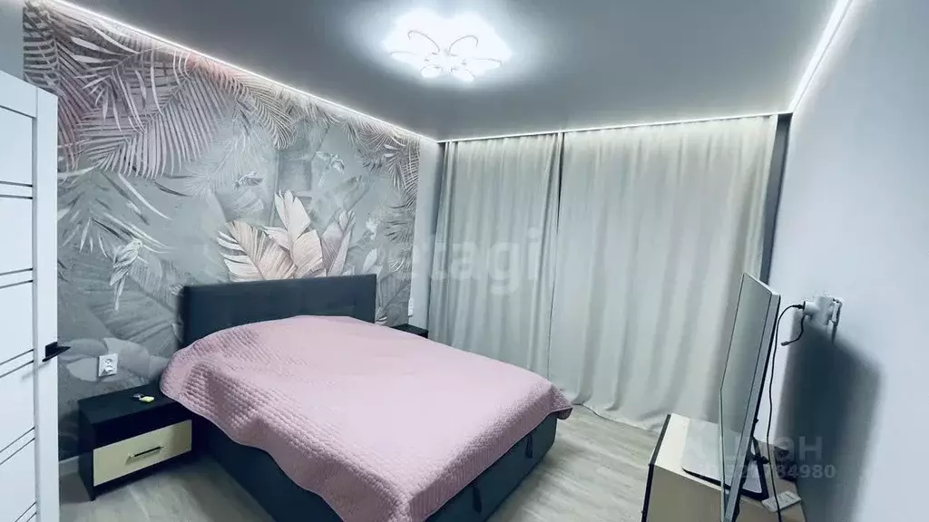 2-к кв. Ямало-Ненецкий АО, Новый Уренгой Юбилейный мкр, 2/4 (56.9 м) - Фото 1