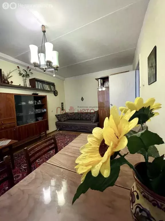 2-комнатная квартира: Пятигорск, проспект Калинина, 19 (50 м) - Фото 1