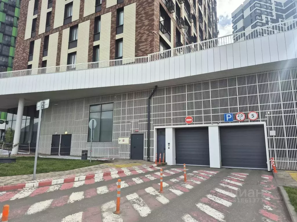 Гараж в Москва Востряковское ш., 7с6 (17 м) - Фото 0