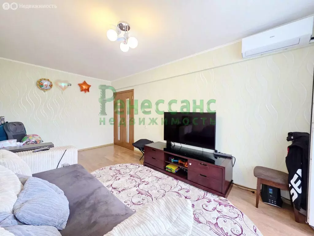 3-комнатная квартира: Брянск, улица Чкалова, 35 (61.9 м) - Фото 1