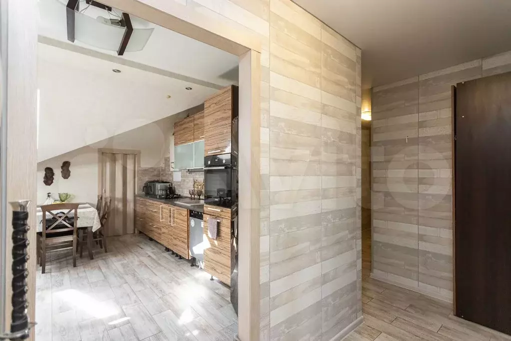 2-к. квартира, 130 м, 4/4 эт. - Фото 1