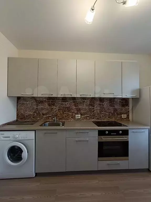 1-к. квартира, 40 м, 6/9 эт. - Фото 0
