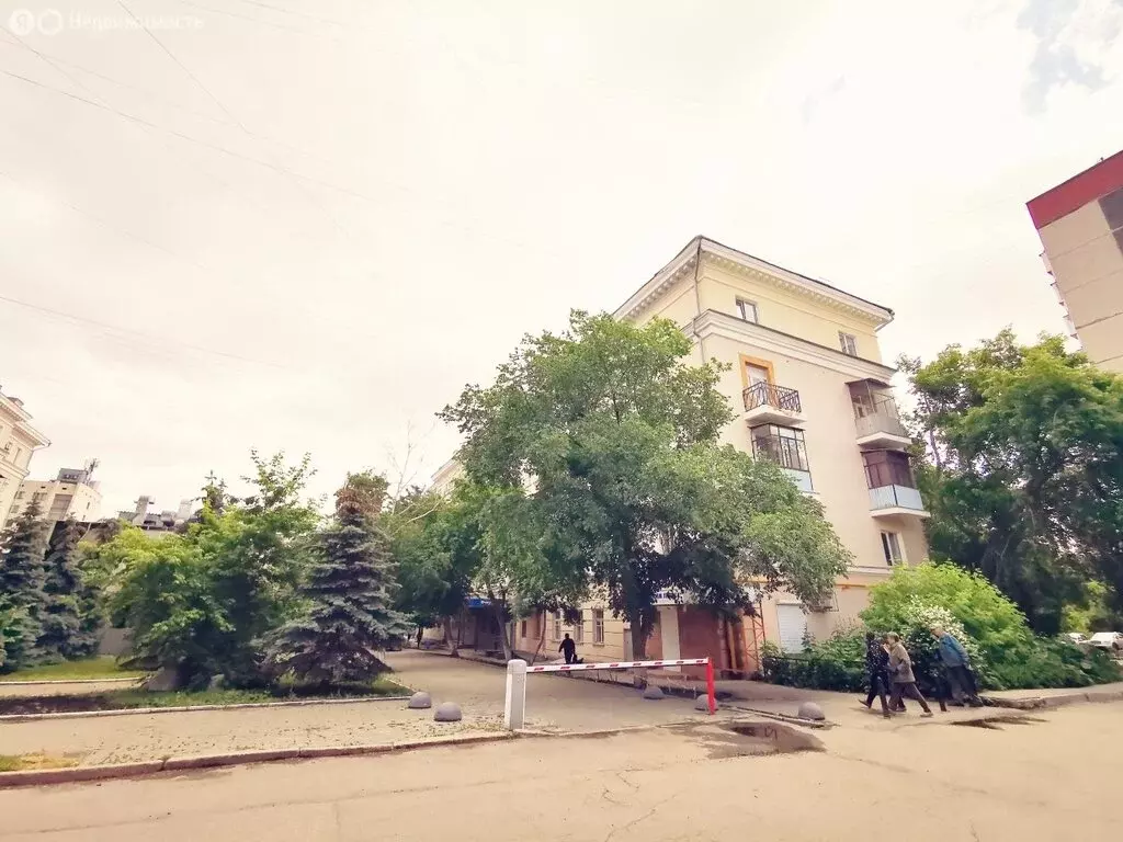 2-комнатная квартира: Челябинск, улица Свободы, 90 (56 м) - Фото 1