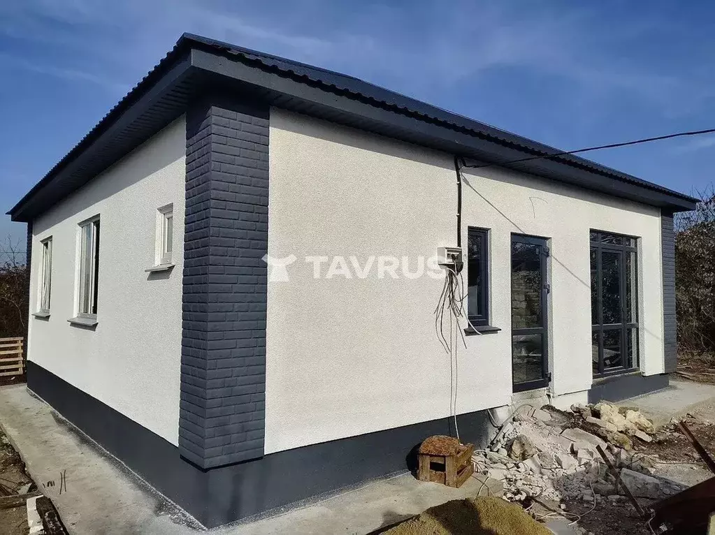 Дом в Крым, Симферопольский район, Трудовское с/пос, Земляне садовое ... - Фото 1