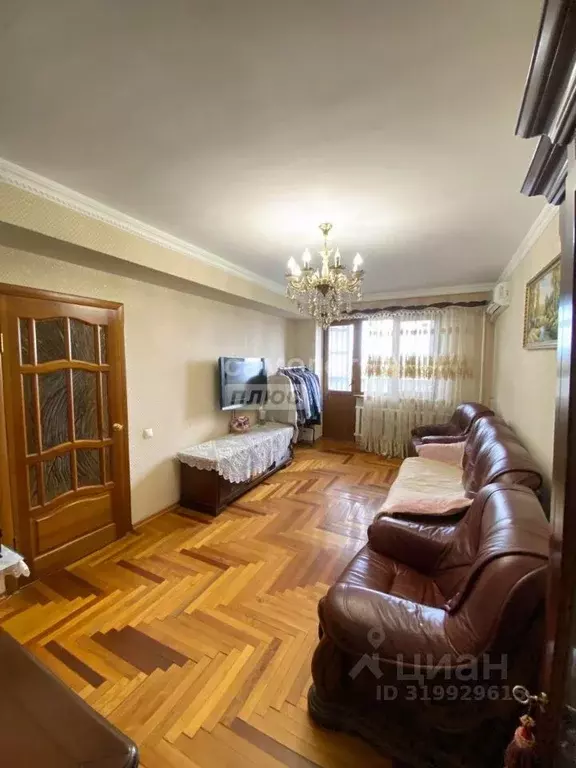 2-к кв. Кабардино-Балкария, Нальчик ул. Ахохова, 96А (62.0 м) - Фото 0
