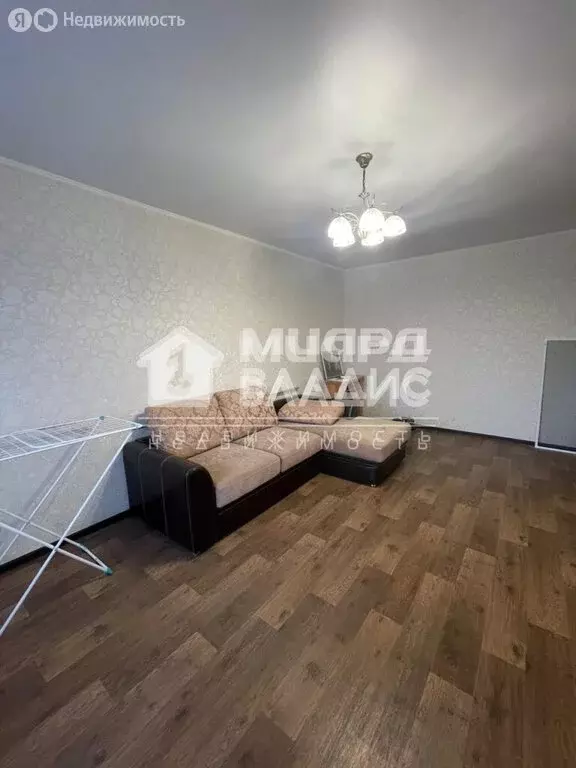 2-комнатная квартира: Омск, улица Крупской, 7/1 (50 м) - Фото 1