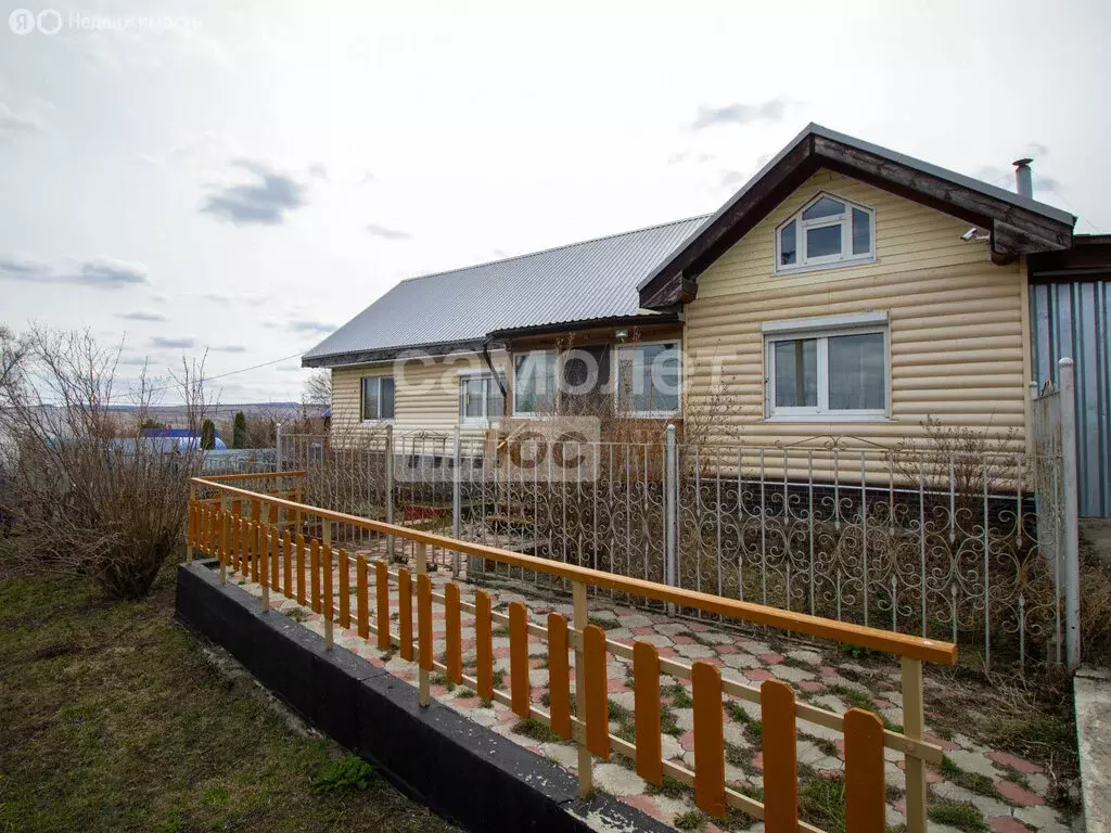 Дом в село Шиловка, улица Ленина, 20А (222.2 м) - Фото 1