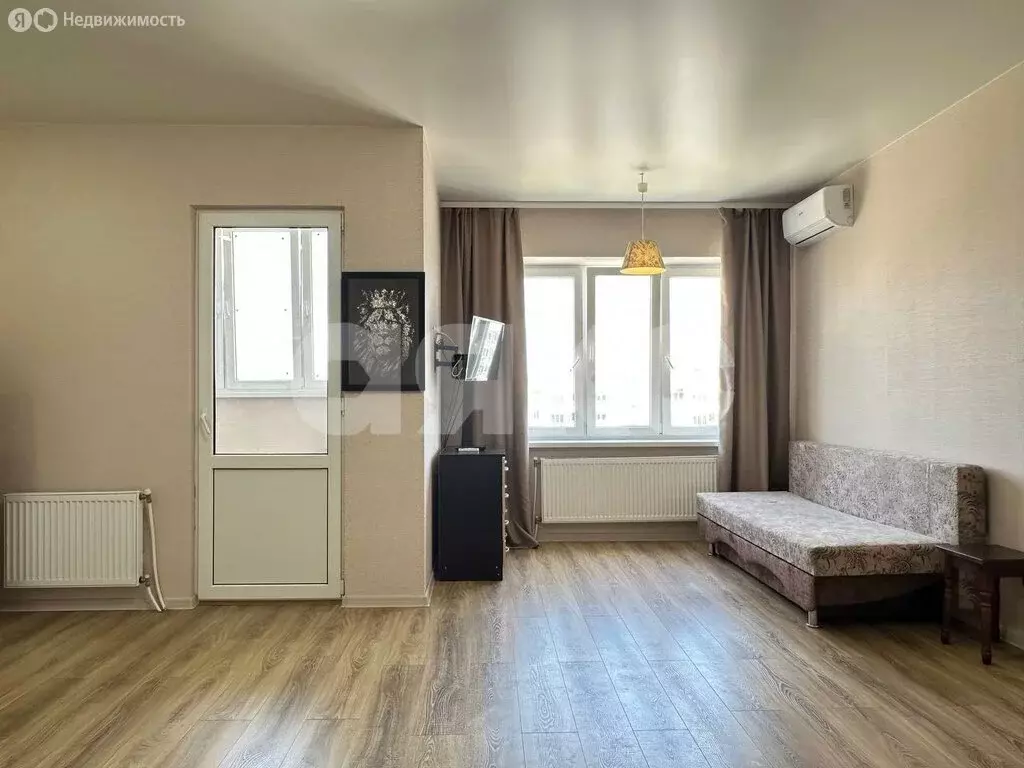 1-комнатная квартира: Анапа, улица Адмирала Пустошкина, 12к1 (38.8 м) - Фото 0