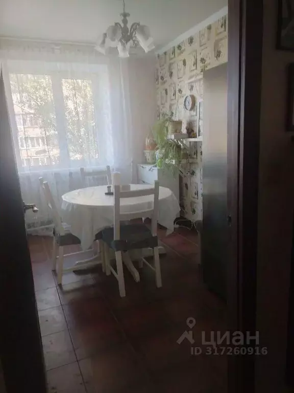 4-к кв. Ростовская область, Ростов-на-Дону Батуринская ул., 15 (63.0 ... - Фото 1